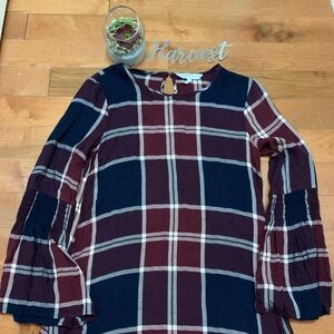 BCBGeneration  Plaid Tunic Top With Bell Sleeves Size XS